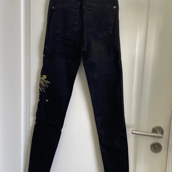 Quần skinny Jean Zara Authentic màu đen size 34  313018