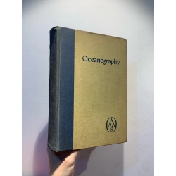 Oceanography - Mary Sears (editor)