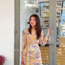 Váy nữ ánh kim họa tiết hoa dáng xinh màu vàng phối tím size M 1042546