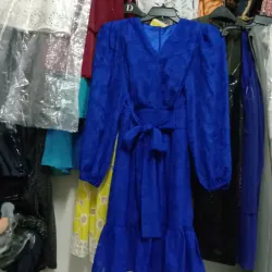 Đầm ren VINCE CAMUTE
