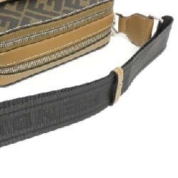 【Sản phẩm mới】Túi xách vai Fendi Square FF 7M0357 AFF2 614150