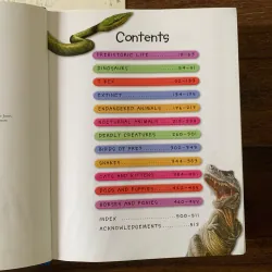 Sách ngoại văn Over 1000 Fantastic Animal Facts, Used, Bìa mềm, Siêu dày 578057