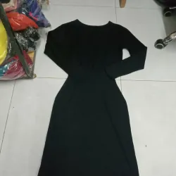 Combo 02 đầm len đen giá 35k