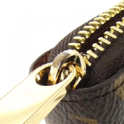 Ví Zippy Monogram Louis Vuitton M42616 620502