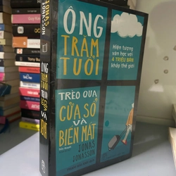 Ông trăm tuổi trèo qua cửa sổ và biến mất