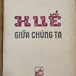 HUẾ GIỮA CHÚNG TA - Tác giả: Lê Văn Hảo 717583