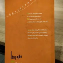 sách "Lắng nghe điều bình thường" do Báo Tuổi Trẻ và Nhà xuất bản Trẻ phát hành 1032247