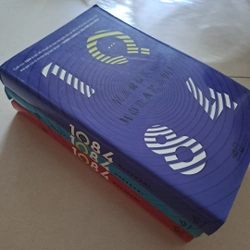 Bộ 3 cuốn 1Q84