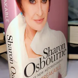 Sharon Osbourne - My new autobiography - UNBREAKABLE  553331