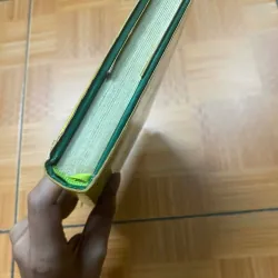 Lá nằm trong lá (bìa cứng) 702704