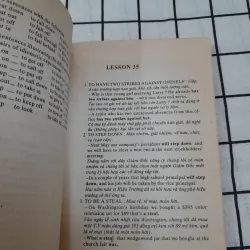 THÀNH NGỮ ANH VIỆT THÔNG DỤNG (Essential Idioms in Eng) Robert Dixson. Anh Thư dịch. 1993 732658