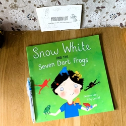 Sách tranh tiếng anh Snow White and the Seven Dart Frogs, Used, Picture Book For Kids