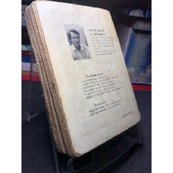 Người ở Dinh Độc lập 1997 mới 60% ố vàng bẩn bìa Hồ Bá Thuần HPB0906 SÁCH VĂN HỌC 915429