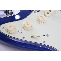 ＦＥＮＤＥＲ ＤＥＬＵＸＥ ＳＴＲＡＴＯＣＡＳＴＥＲ - Hàng hiệu Authentic 879094