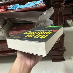 Cứu tinh vũ trụ - Victor Slipentrac (Bìa mềm) 689390