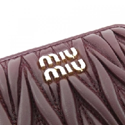 【Sản phẩm mới】Miu Miu 5MM268 ví đựng tiền xu 621157