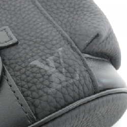 Túi đeo vai Louis Vuitton Trillon Christopher XS M58495 611726