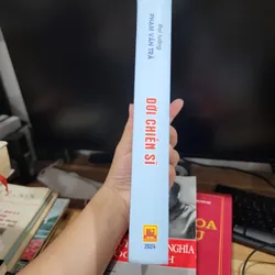 Đời chiến sĩ - Hồi ký đại tướng Phạm Văn Trà  688332