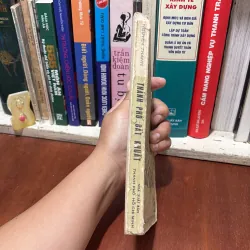 II Văn Học: Thành Phố Bất Khuất - Nguyên Thanh - 1984 763878