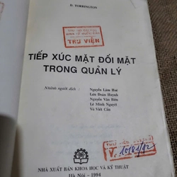Tiếp xúc trong đối mặt trong quản lý - D. Torrington ; 1994 435954