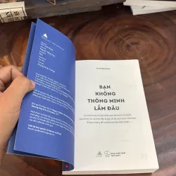 II Sách Kỹ Năng: Bạn Không Thông Minh Lắm Đâu - David McRaney - 2017 1039599