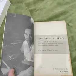 Perfect Spy Larry Berman - Phạm Xuân Ẩn 722483
