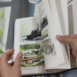 [MIỄN PHÍ BỌC SÁCH] Hải Quân Nhân Dân Việt Nam - Tài Trí, Dũng Cảm 990343