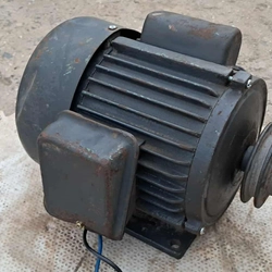Motor kéo Nhật 1HP ( kèm puly tháp )
