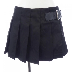 Chân váy logo tam giác PRADA 21H922 S222 1WQ8 - Hàng hiệu Authentic