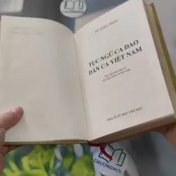 Tục Ngữ Ca Dao Dân Ca Việt Nam - Vũ Ngọc Phan 990072