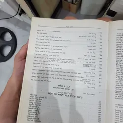 Chung một bóng cờ 596191