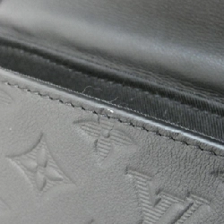 Túi đeo vai Louis Vuitton Monogram Shadow Pulse Wearable Wallet M12636 - Hàng hiệu Authentic 767562