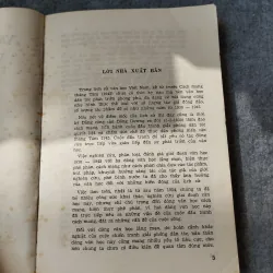 VĂN XUÔI LÃNG MẠN VIỆT NAM (1930 - 1945) 719935