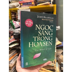 Ngọc sáng trong hoa sen - John Blofeld 124966