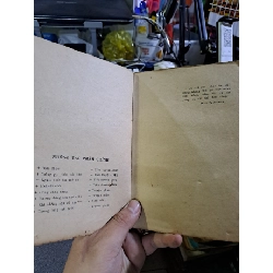 Người và dã thú Nguyễn Quang Vinh mới 80% ố rách gáy 1989 Văn học Việt Nam HCM1709 923236