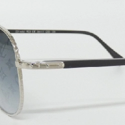 Kính mát Louis Vuitton Conspiration Pilot Z0165U 624951
