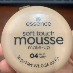 Phấn tươi Essence soft touch mousse màu số 04 Matt Ivory xách tay Đức