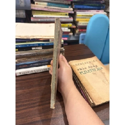 Nghịch Lý Của Bàn Tay - Thơ - Không rõ 1000723