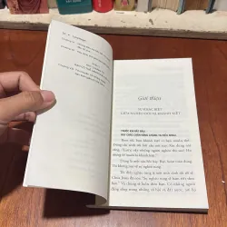 II Sách Mất Bìa: Học Cách Tiêu Tiền Đừng Để Cháy Túi Vì Tóc Ngắn Cắn Dài - LARRY WINGET 786787