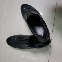 Bán giày Tây hiệu BOSS size 41, màu đen 95% bán 700k 13859