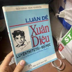 Sách Luận đề Xuân Diệu