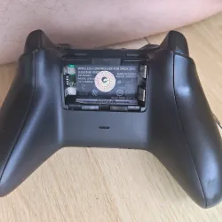 Tay cầm chơi game Xbox one series 754010