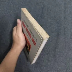 Bóng ma giữa trưa - Alberto Moravia 761032