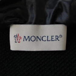 Moncler MONCLER 10938G00028 Áo khoác lông 628879