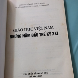 Giáo dục Việt Nam những năm đầu thế kỷ 21 357076