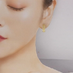 K18YG Bông tai/Khuyên tai kim cương 0.30CT - Hàng hiệu Chính hãng 870410