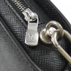 Túi xách tay Louis Vuitton Taiga Baikal M30182 - Hàng hiệu chính hãng 769188