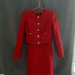 Váy dạ đỏ sixdo