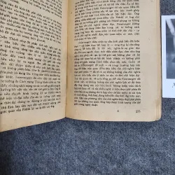 Số phận lịch sử của chủ nghĩa hiện thực 993462