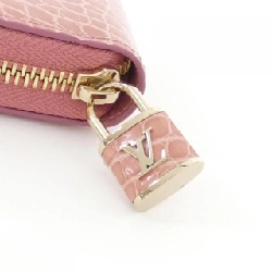 Ví Zippy da kỳ lạ Louis Vuitton N94136 622834